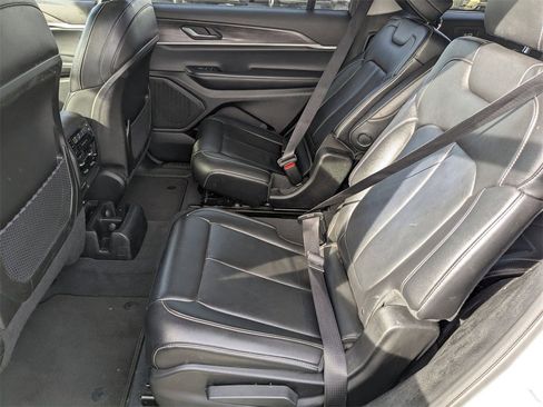 Used 2023 Jeep Grand Cherokee L Limited w/ Trailer Tow Group (B) image 50