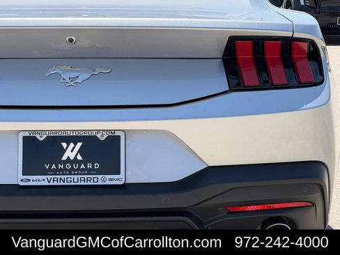 Used 2024 Ford Mustang Coupe RWD image 8