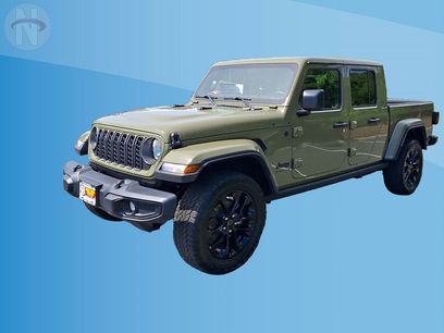 Used 2025 Jeep Gladiator Sport