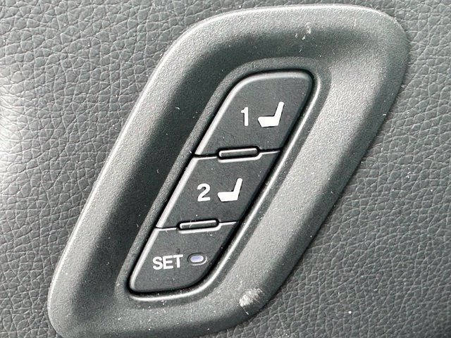 Used 2023 Honda Pilot Elite image 11