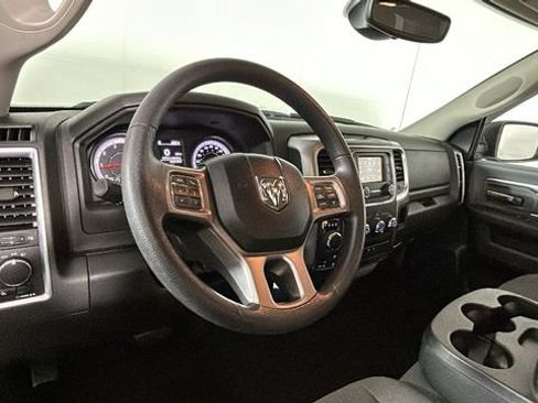 Used 2022 RAM 1500 Classic SLT AWD/4WD image 13