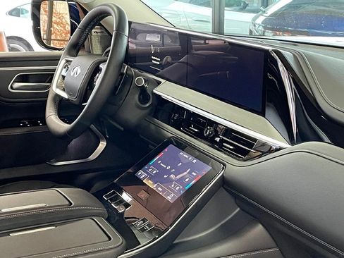 Used 2025 INFINITI QX80 Sensory image 35