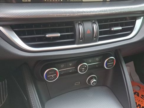 Used 2018 Alfa Romeo Stelvio Ti Sport AWD/4WD image 15