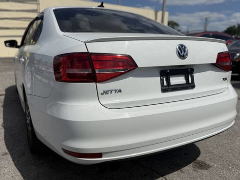 Used 2015 Volkswagen Jetta Sport image 6