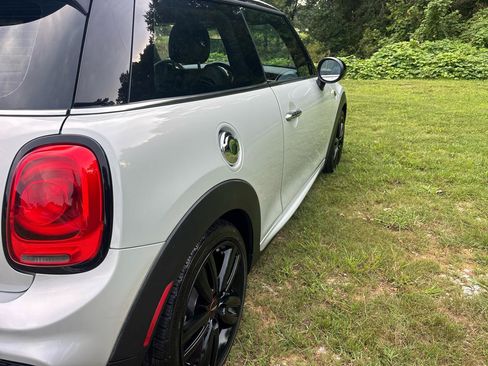 Used 2016 MINI Cooper S FWD image 11