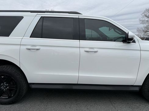 Used 2020 Ford Expedition Max XLT w/ Equipment Group 201A image 41