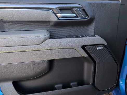 New 2026 Chevrolet Silverado 1500 ZR2 image 14