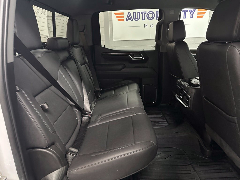 Used 2025 GMC Sierra 1500 Elevation w/ Elevation Premium Package AWD/4WD image 21