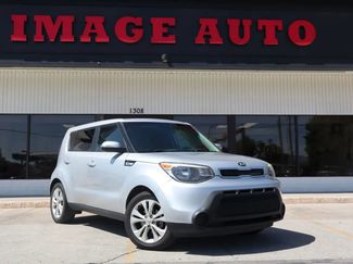 Used 2014 Kia Soul + image 1
