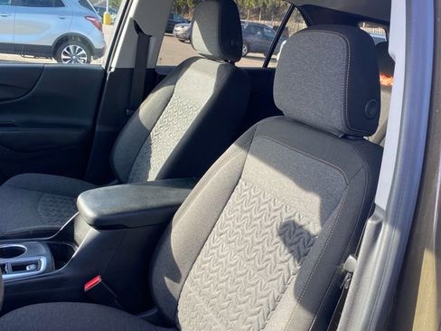 Certified 2024 Chevrolet Equinox LT w/ LPO, Floor Liner Package image 5