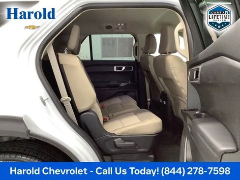 Used 2023 Ford Explorer 4WD image 9