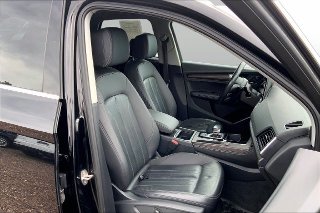 Used 2021 Audi Q5 Premium Plus AWD/4WD image 7