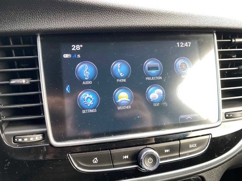 Used 2019 Buick Encore Sport Touring image 21