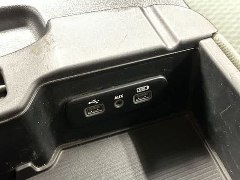 Used 2018 RAM 2500 Tradesman w/ Chrome Appearance Group AWD/4WD image 25