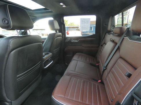 Certified 2022 GMC Sierra 1500 Denali Ultimate AWD/4WD image 13