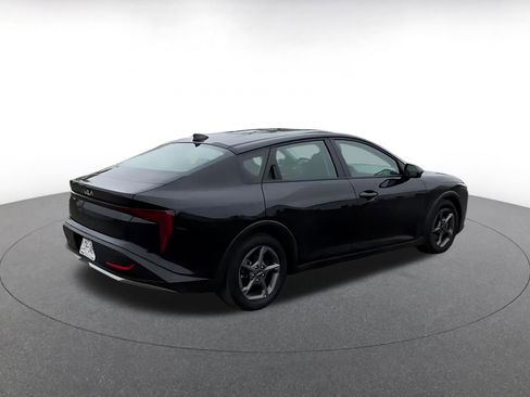 Used 2025 Kia K4 FWD image 15