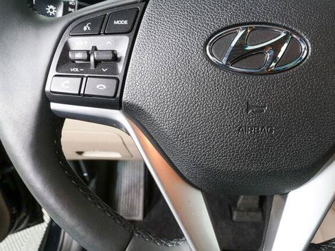 Used 2020 Hyundai Tucson Limited FWD image 37