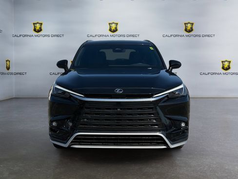 Used 2025 Lexus TX 500h AWD w/ Technology Package image 8