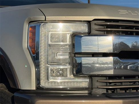 Used 2017 Ford F250 King Ranch w/ King Ranch Ultimate Package image 3