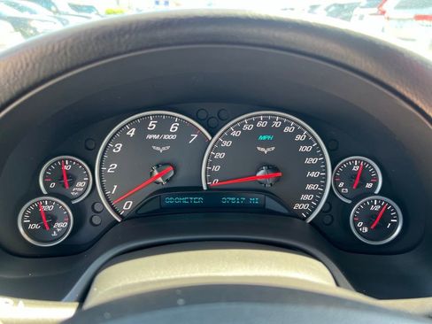 Used 2008 Chevrolet Corvette Coupe w/ Preferred Equipment Group RWD image 11