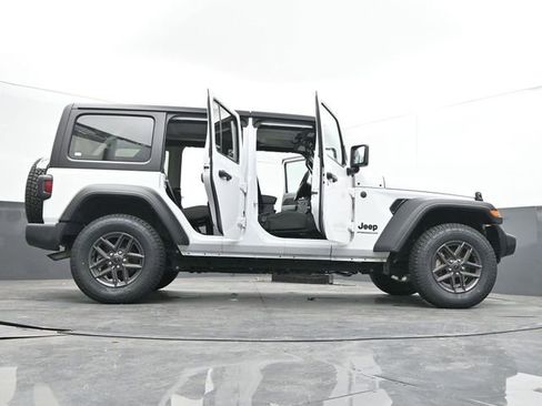 Used 2025 Jeep Wrangler Sport S image 72