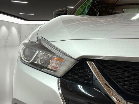 Used 2018 Nissan Maxima 3.5 S image 10