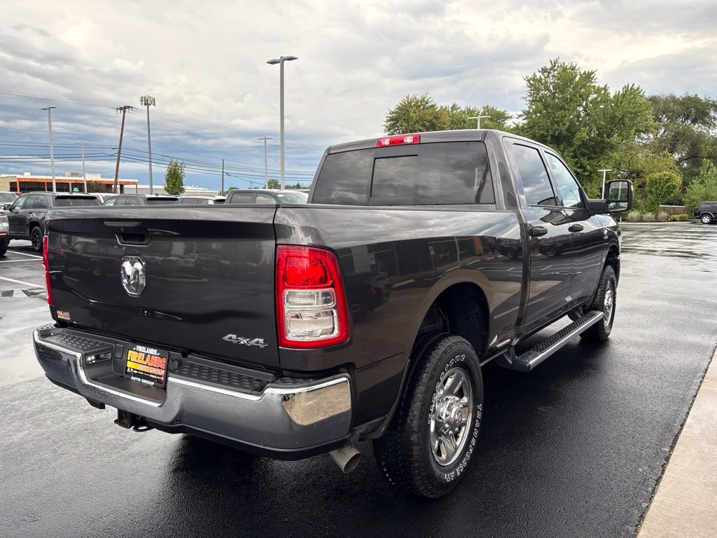 Used 2024 RAM 2500 Tradesman w/ Chrome Appearance Group AWD/4WD image 5