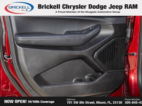 Used 2025 Jeep Grand Cherokee L Laredo image 10