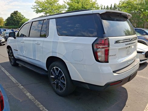 Used 2021 Chevrolet Suburban RST w/ Luxury Package AWD/4WD image 4