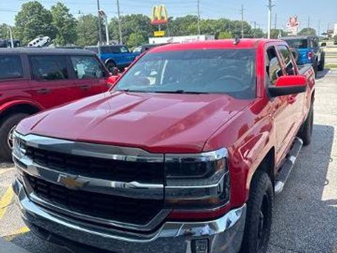 Used 2017 Chevrolet Silverado 1500 LT w/ All Star Edition AWD/4WD image 1