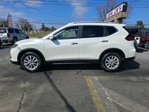 Used 2018 Nissan Rogue SV AWD/4WD image 6