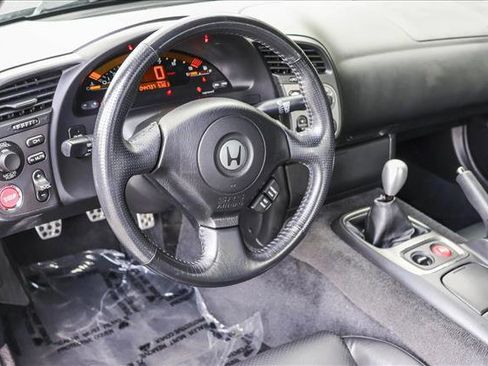 Used 2001 Honda S2000 image 10