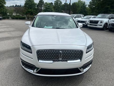 Used 2019 Lincoln Nautilus Select AWD/4WD image 8