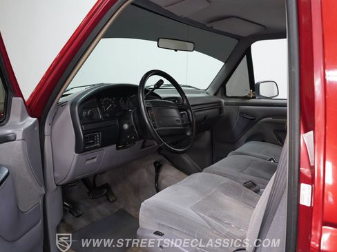 Used 1996 Ford F150 XLT image 4