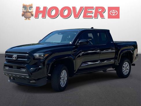 Used 2024 Toyota Tacoma SR5 RWD image 8