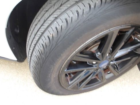 Used 2017 Ford Focus SE FWD image 38