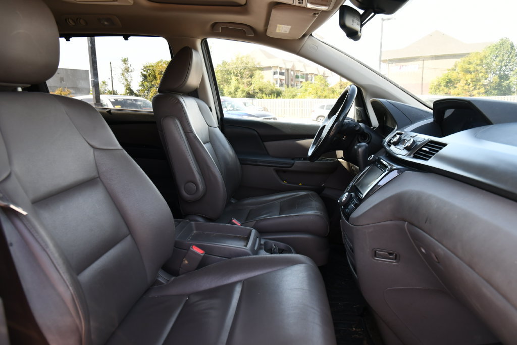 Used 2016 Honda Odyssey Touring Elite image 33