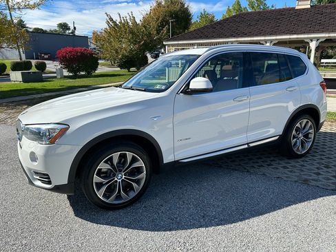 Used 2015 BMW X3 xDrive28i image 9