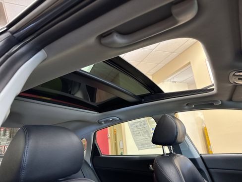 Used 2020 Kia Optima SE image 19