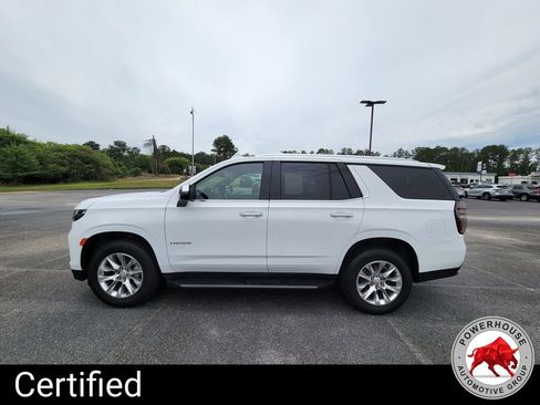 Used 2024 Chevrolet Tahoe Premier RWD image 3