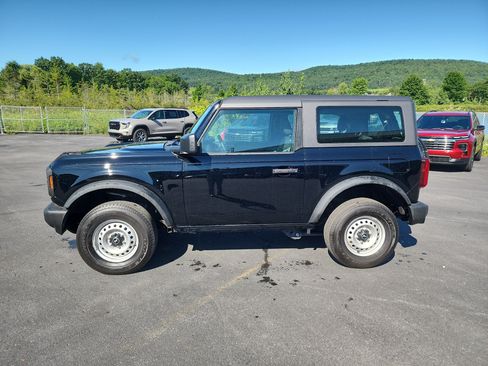 Used 2025 Ford Bronco 2-Door AWD/4WD image 5