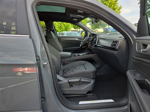 New 2026 Volkswagen Atlas Cross Sport SE AWD/4WD image 24
