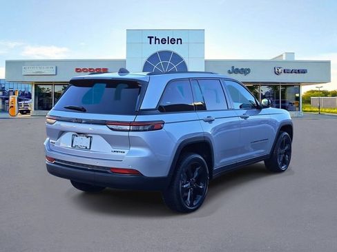 New 2025 Jeep Grand Cherokee Limited image 4