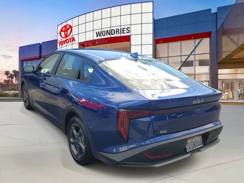 Used 2025 Kia K4 LXS image 3