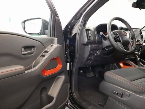 New 2026 Nissan Frontier PRO-4X w/ Pro-4x Convenience Package image 8