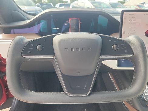 Used 2022 Tesla Model S image 19
