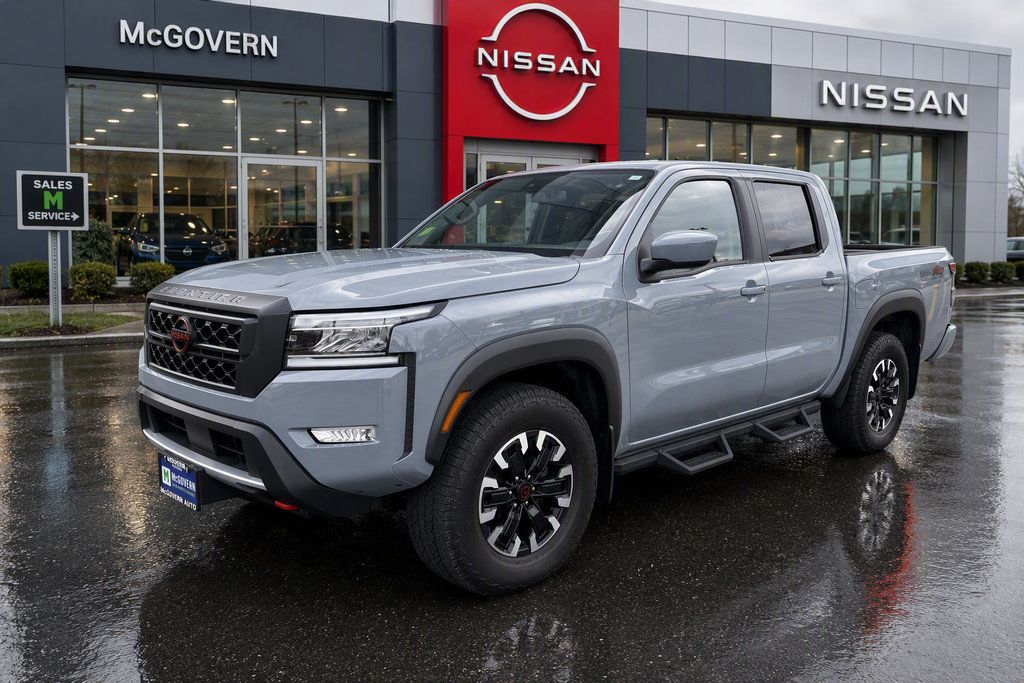 Used 2023 Nissan Frontier PRO-4X w/ Technology Package AWD/4WD image 1