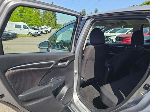 Used 2018 Honda Fit Sport image 17