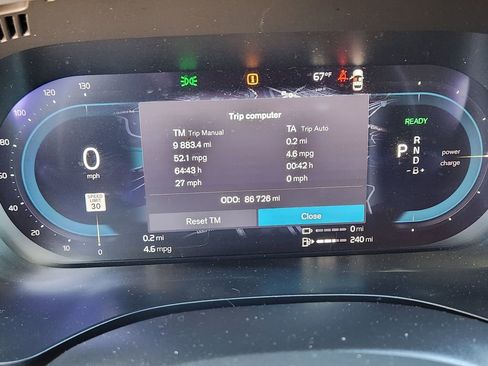 Used 2023 Volvo XC60 T8 Plus image 11