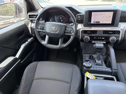 Used 2026 Toyota Tacoma SR5 AWD/4WD image 21